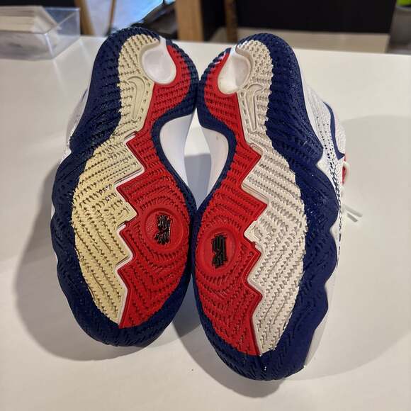 Nike Kyrie Flytrap Athletic Shoes Kids Boys Size 2 Multicolor # AA1154-146 - Picture 6 of 11
